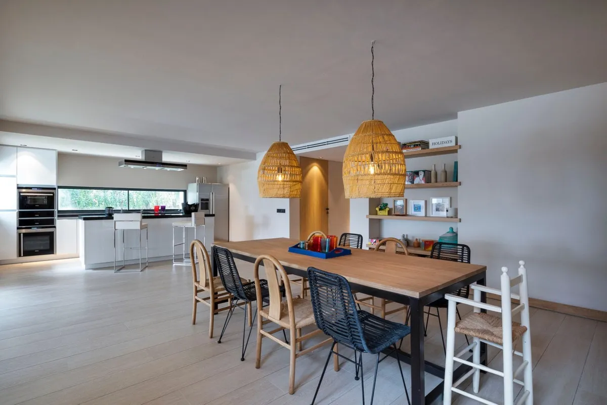 8beb12ce-c3a6-48f2-b85d-1b463e92b8b9