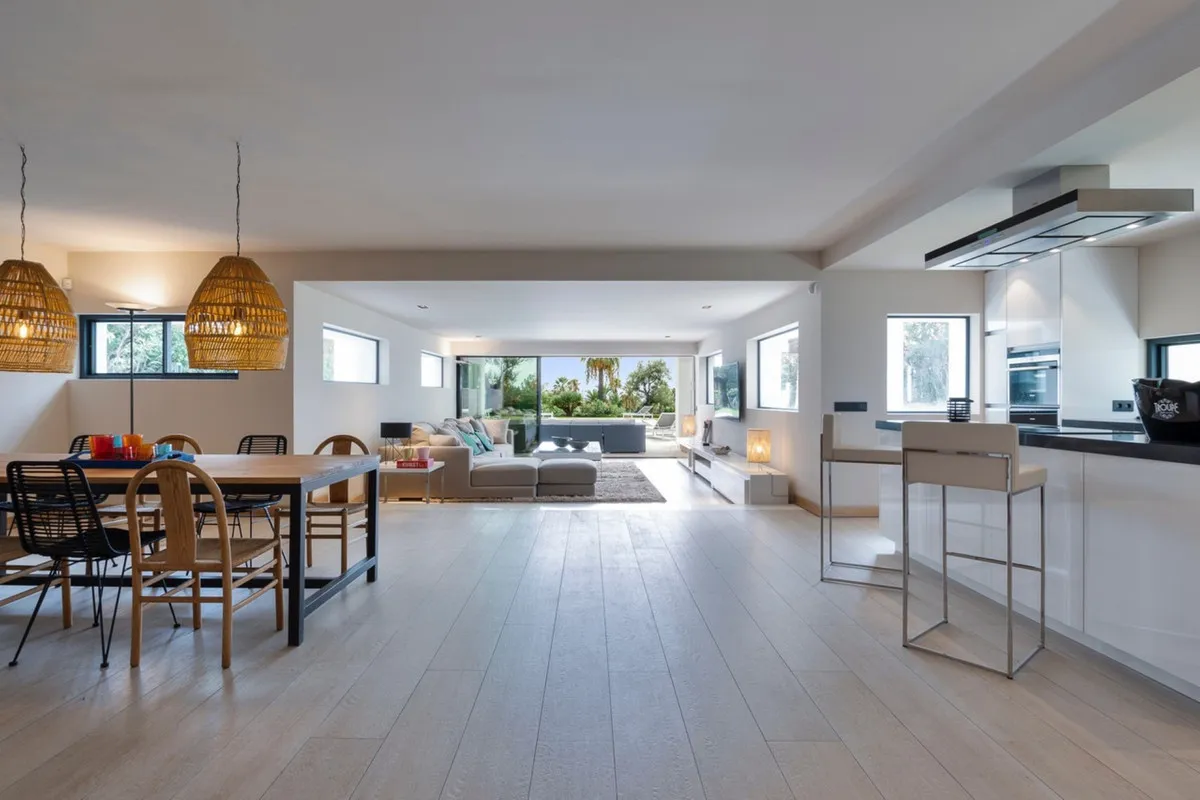 cdffa23a-0b37-40f2-b1af-9f27d6303291