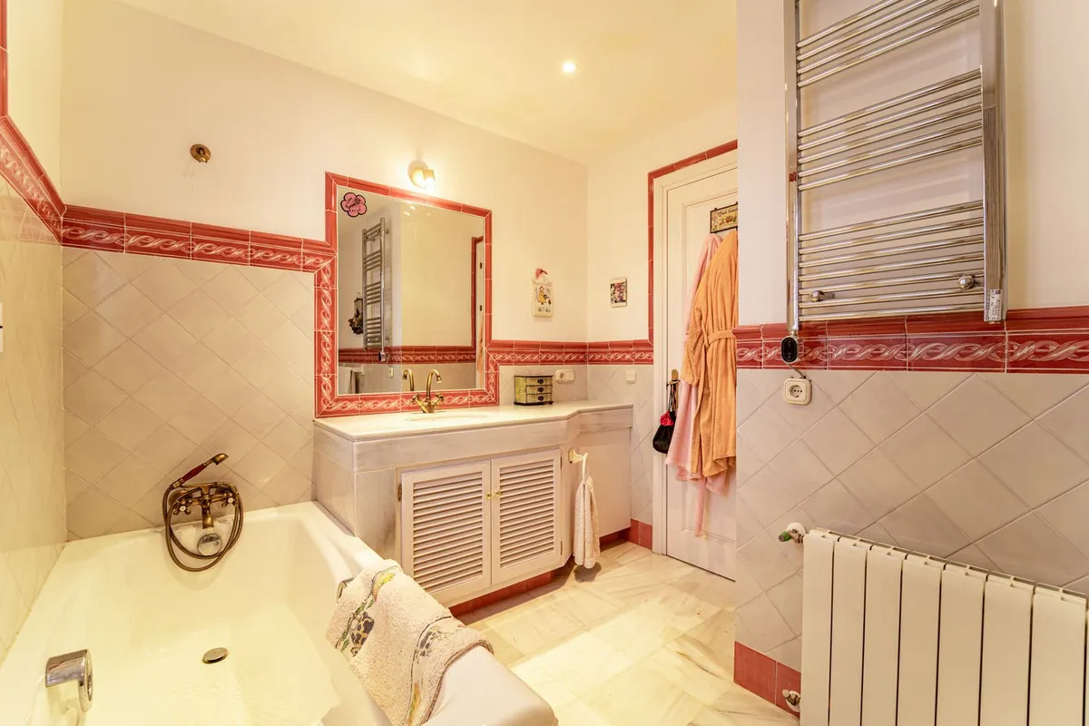 1a9e8347-3b30-4b3b-a6dc-805fd7fbe0aa