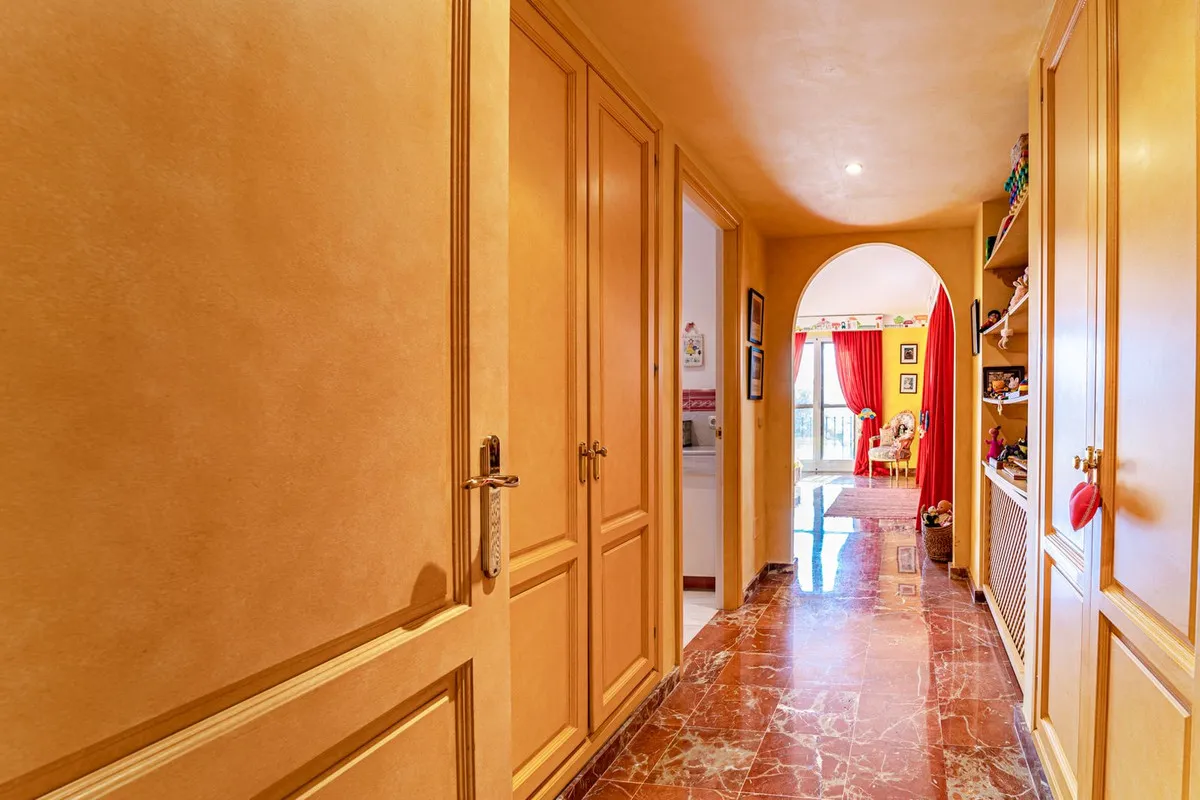 6cf521e7-3f60-4657-954c-071e4b3ae1e9