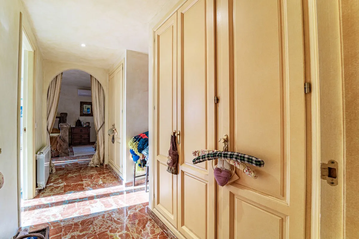 7f2881e1-2ce6-41d5-ae1c-c2c294298de4