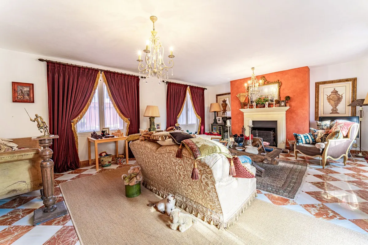 b0ef1af8-b058-4763-a5f5-79503695f81c