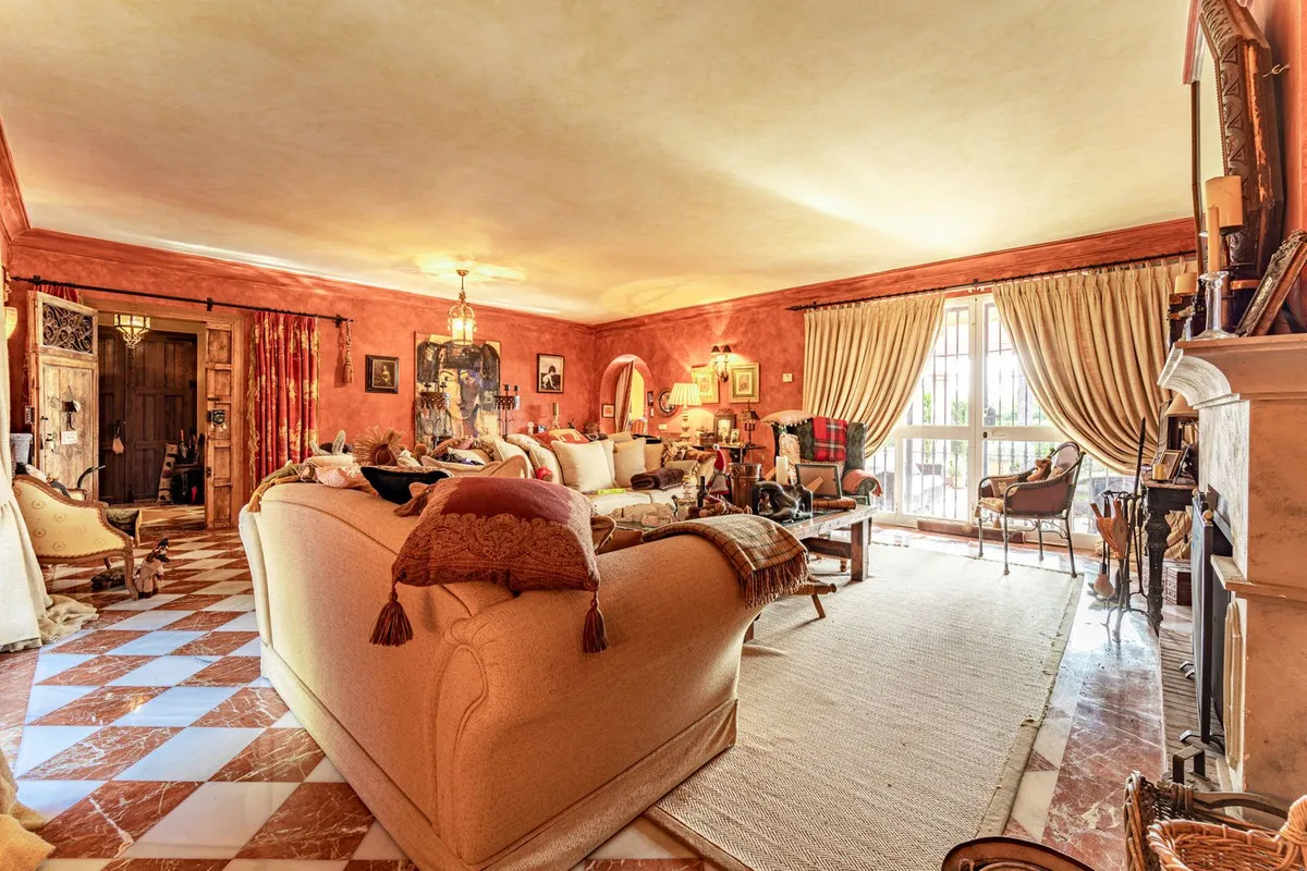 ce8b7439-bf43-42a1-9408-89a0b78f61aa