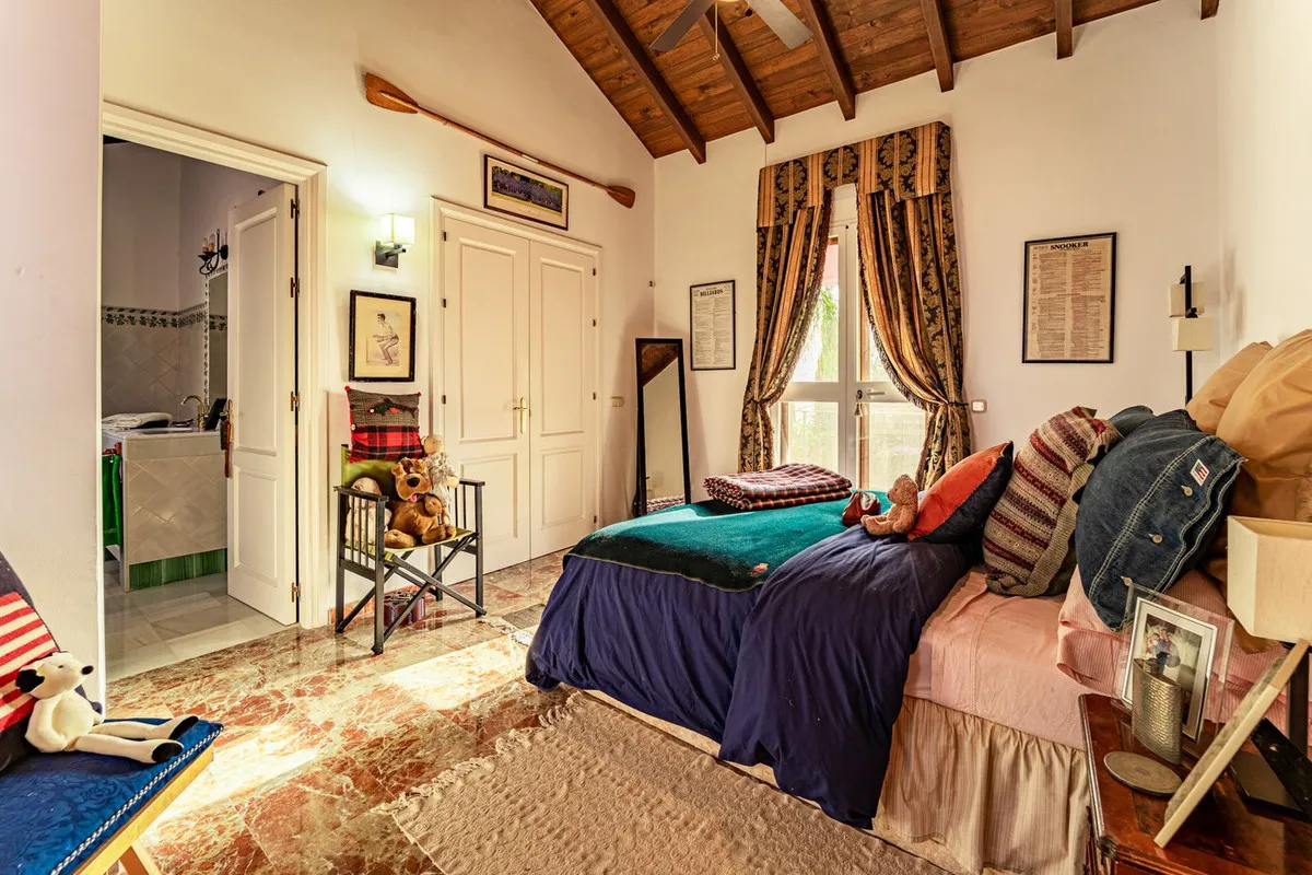 e5ced07a-2375-4ed3-8a5f-1b2453a02feb