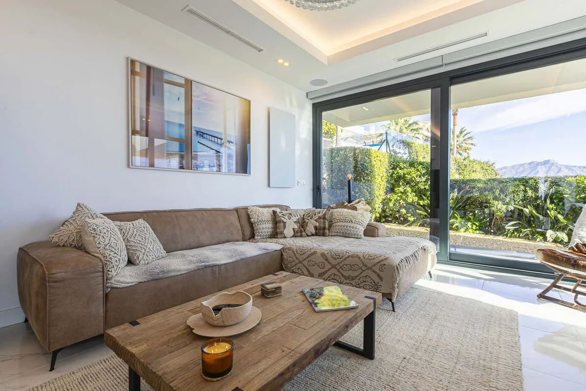 42e0511f-6e7f-47d7-beb9-ba7109dff674