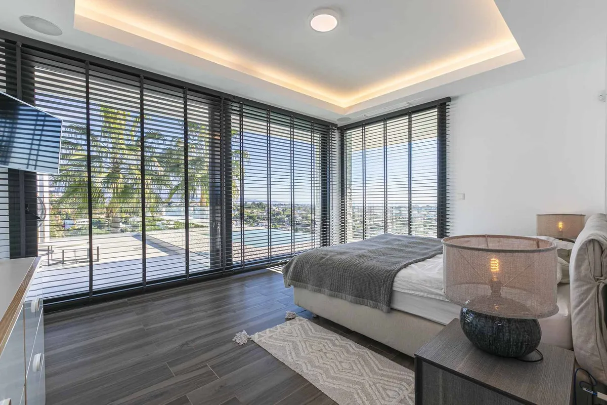 50dfd948-33a0-4359-88db-e241cb620c70