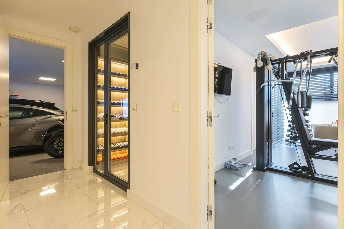 6ac832d0-a45c-4d01-bc6d-f715d98a9caa