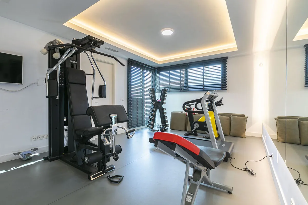 bbeba6f0-b90d-483a-8c9c-24f220870329