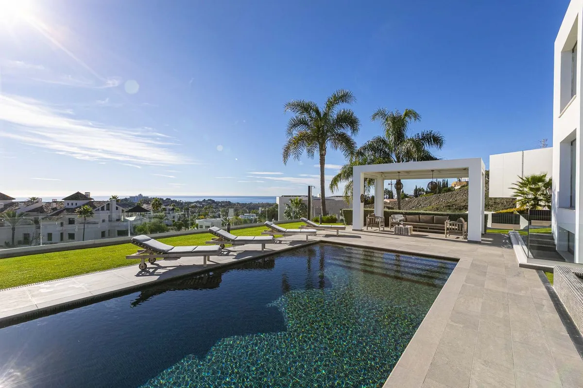 ea27ceb0-02ef-4cb8-83ba-cb3034f8d60b