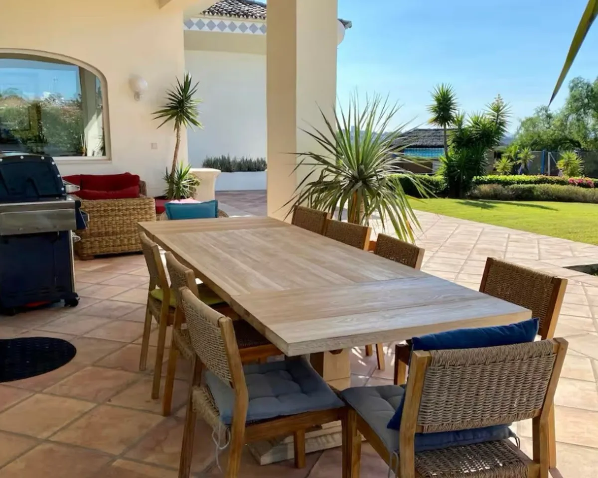 f287e5fa-e878-4736-9986-7538828aecdb