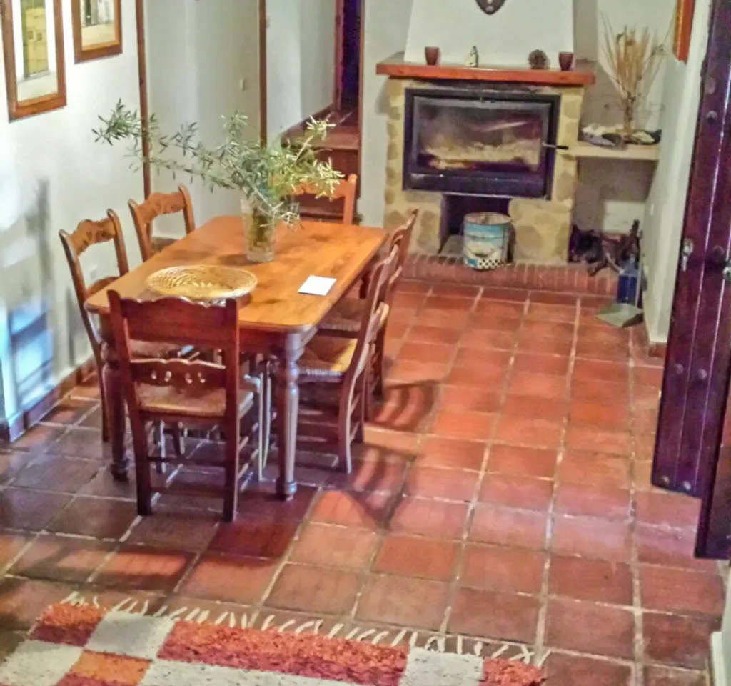 3aab25ac-69d0-41e9-aaa2-83c88cdf5fbf