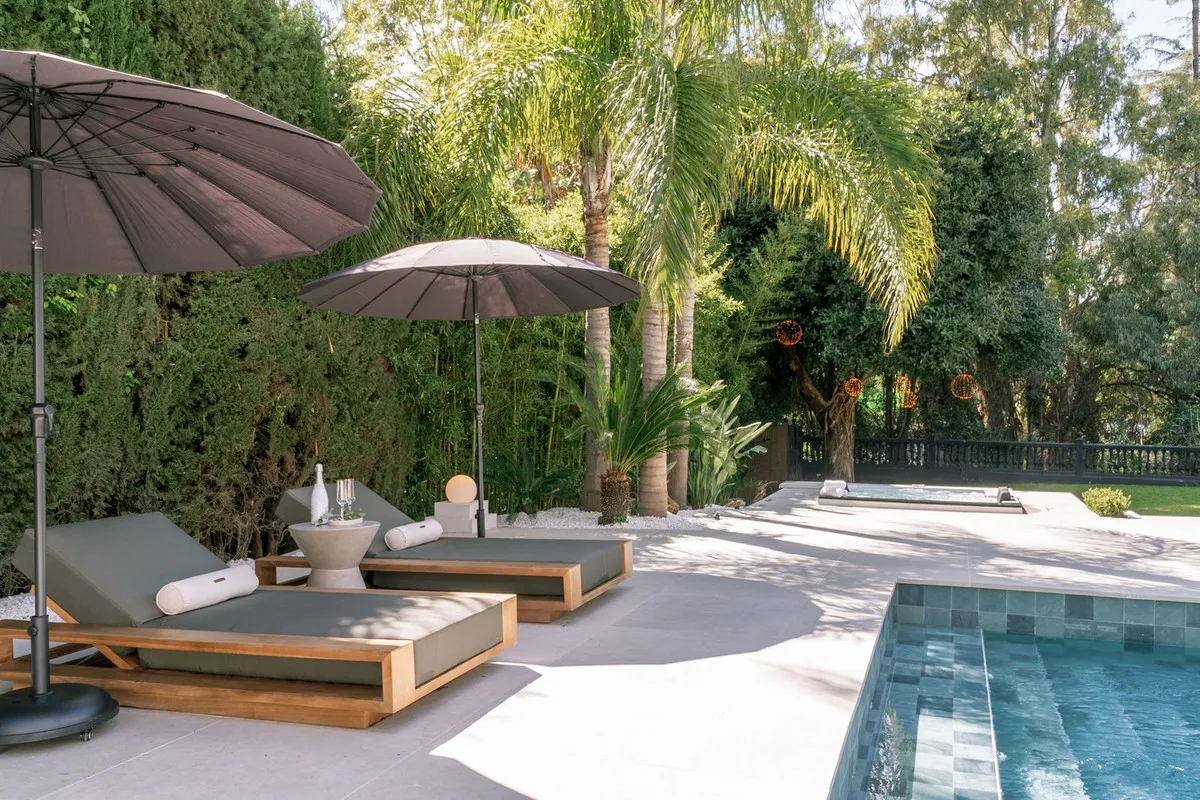 40d572db-5f4c-4f52-9f40-0981b8291099