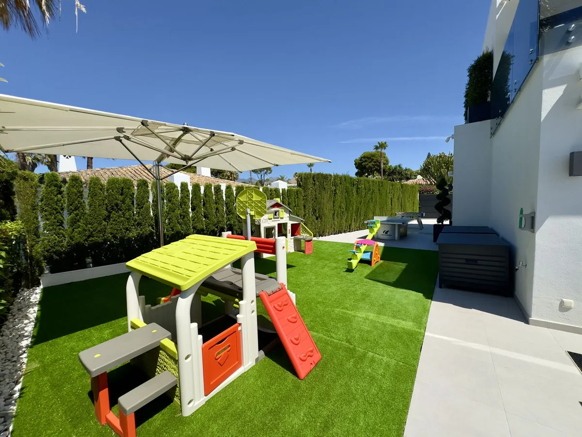 6a337629-fe18-46f2-8414-a39bfb0569fb