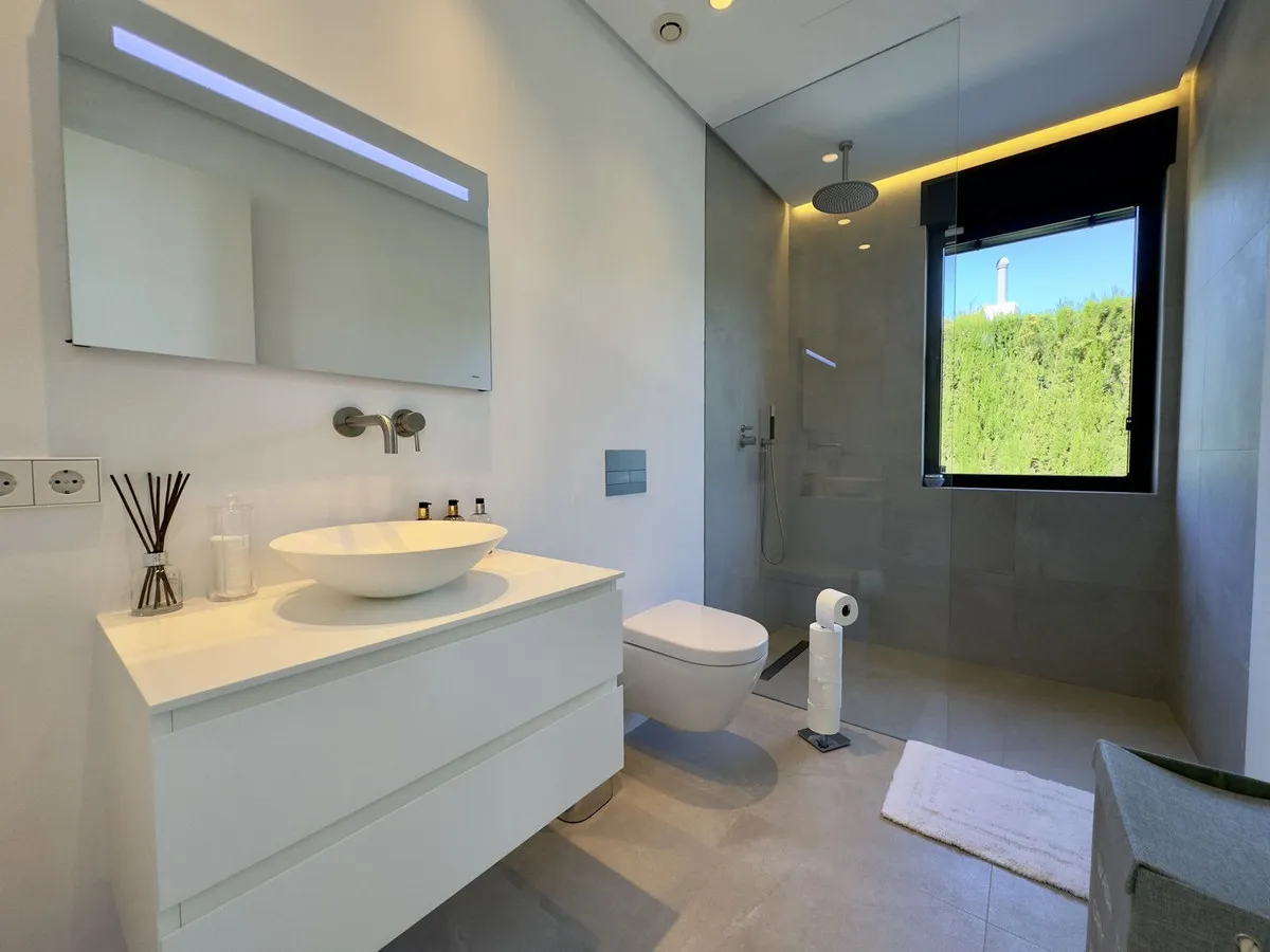 7b209d97-91ed-4180-84ba-d440c282f56e