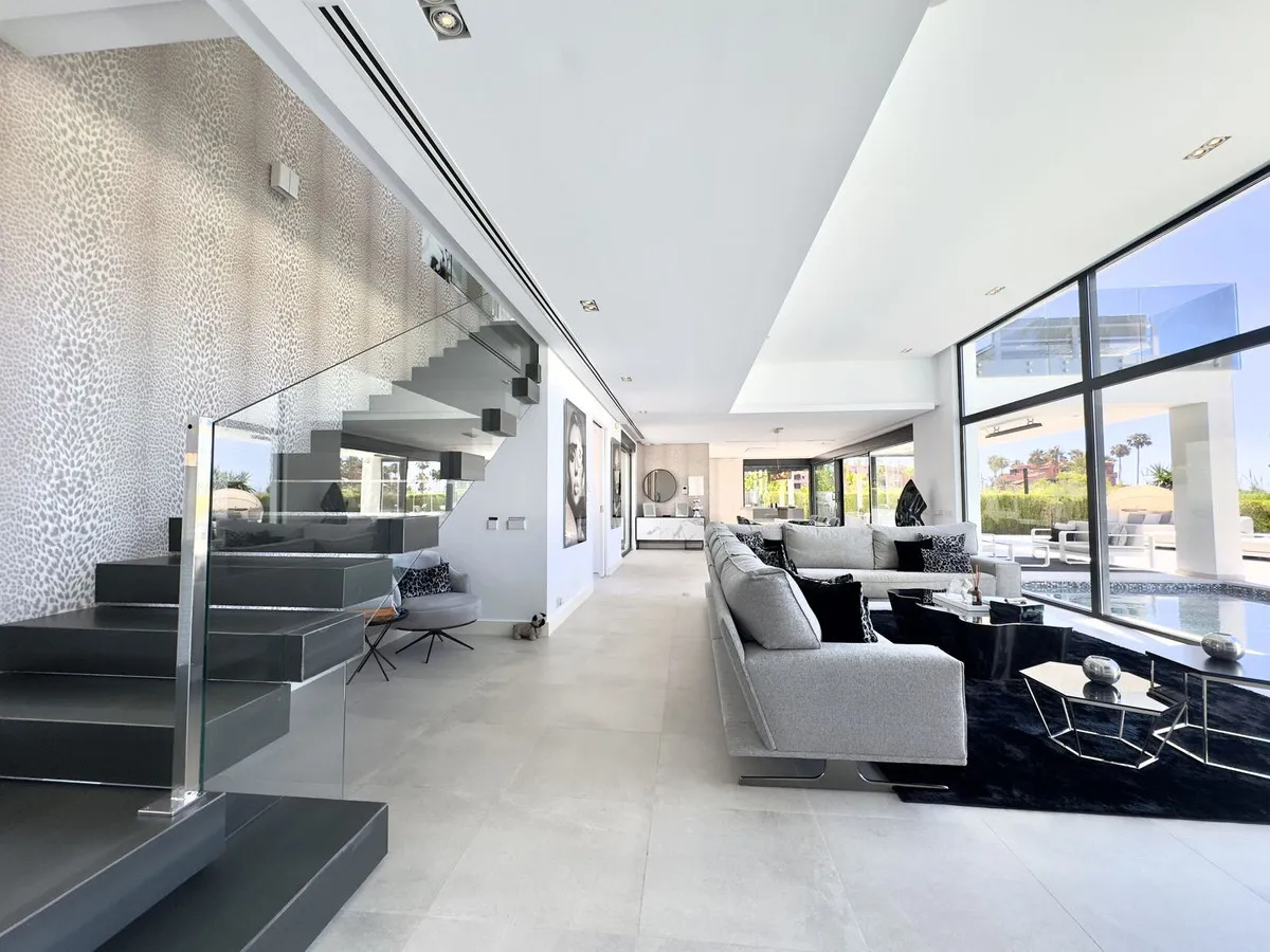 7e31525f-a630-426a-a435-b40550a78969