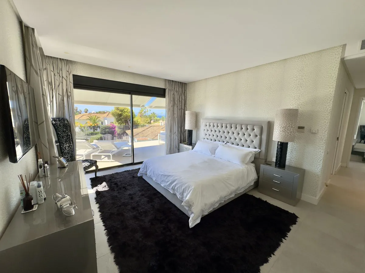 f9955fba-31cc-40fd-8054-9ff3eedc90ae