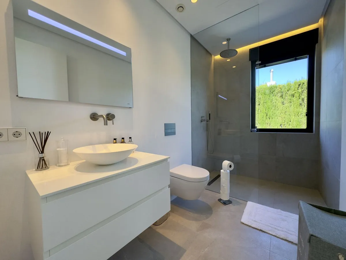 faf0170f-8ef5-44f3-a01c-c2427b7bd268