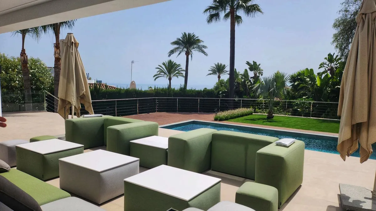 f2bcd962-54b5-413c-985c-5df46c63b8ef