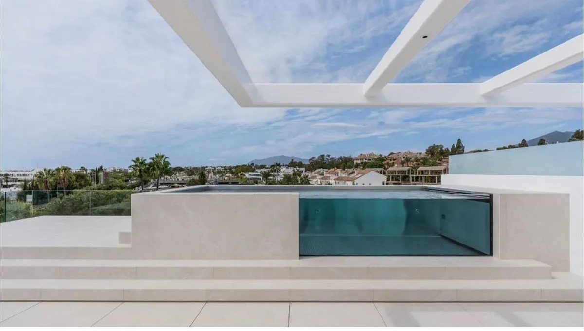 6b3cc4f8-7381-42ee-b033-03f834eafbdb