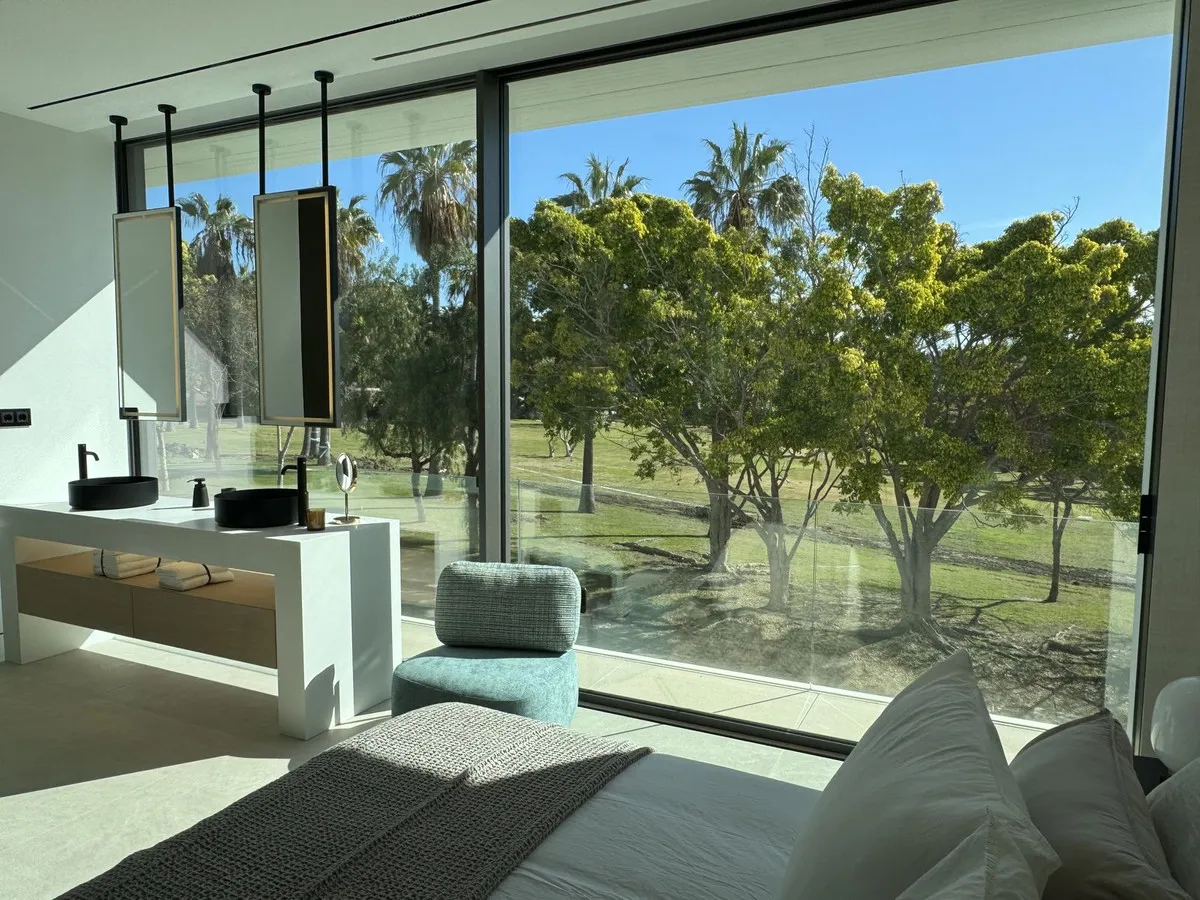 6df8bcee-82d2-4a58-b386-b01686db0348