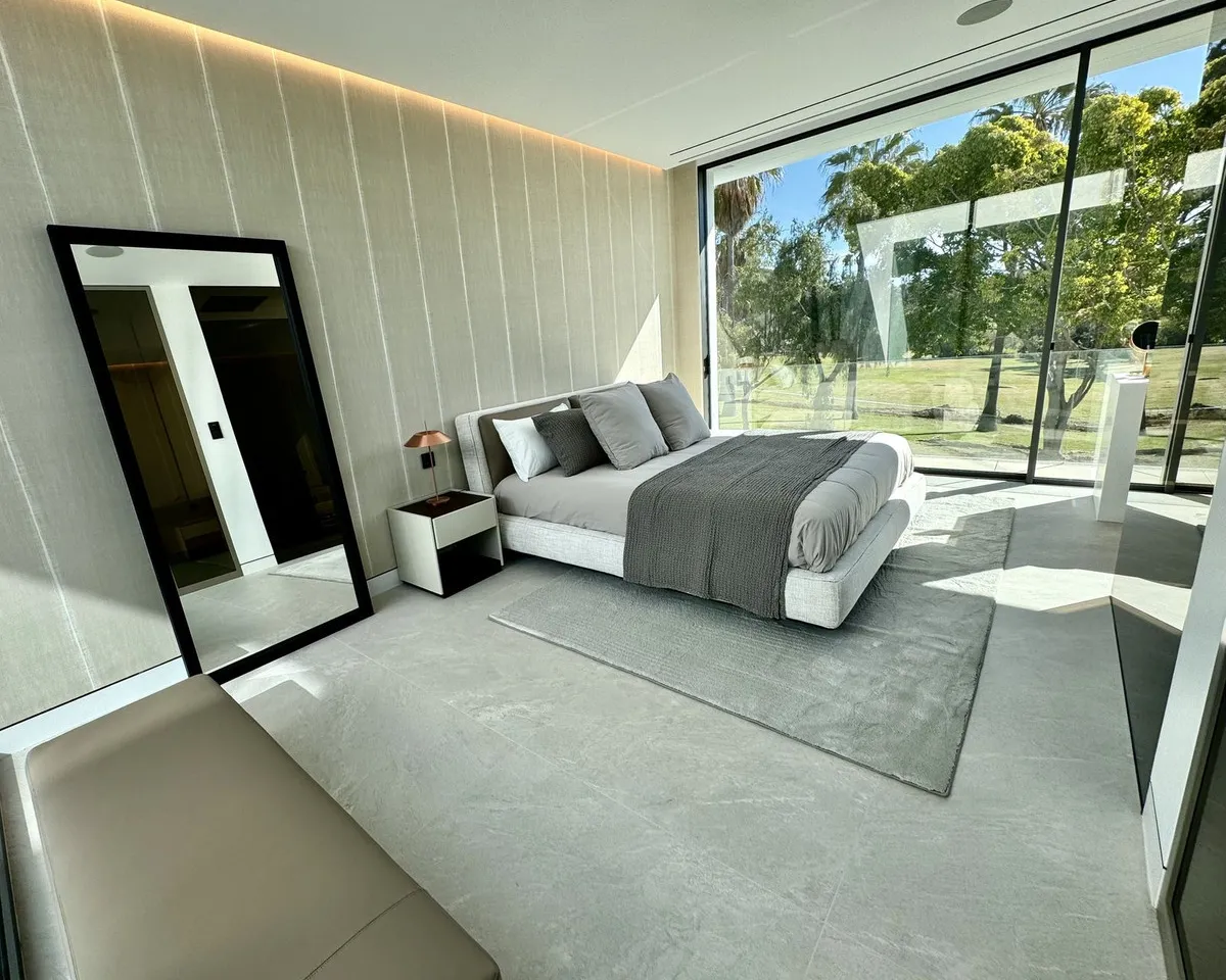 cb54766b-b7fa-4f51-9575-e2d1659a785c