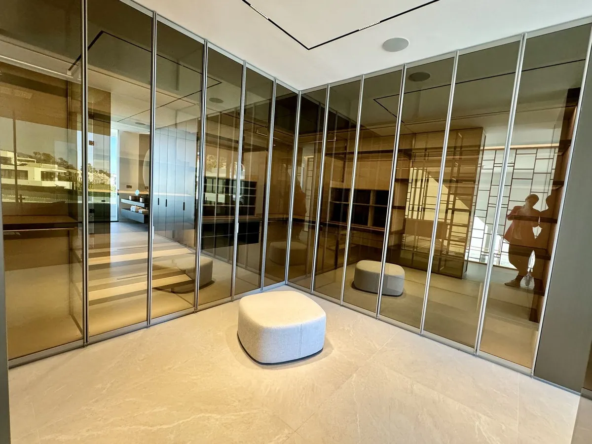 e6ffb4d3-64b9-49a6-bcc3-e2f6eb3bce0a