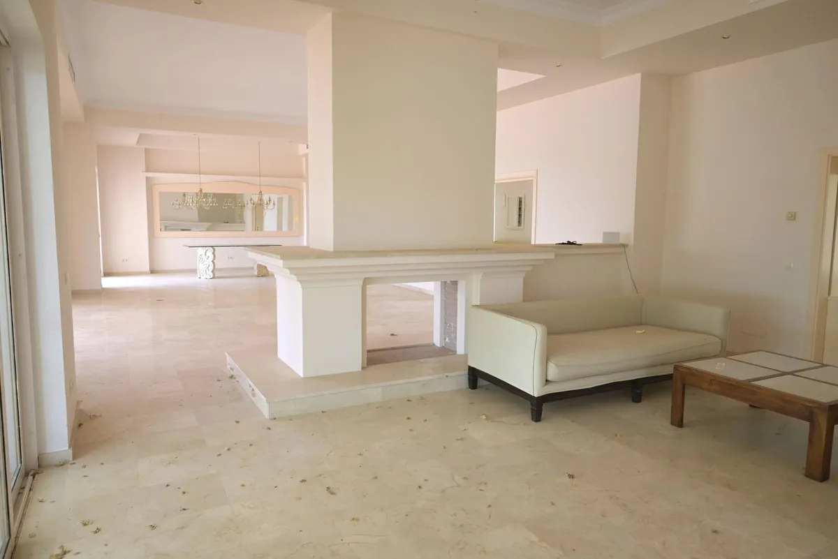 ac05483a-fab0-4c9c-b553-ab20b55fe074