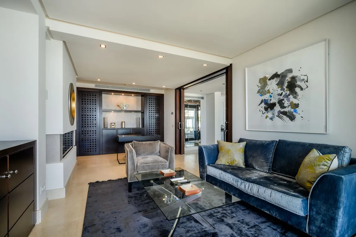 306374f4-a5f7-4dc9-8835-bfe5e1ab0585