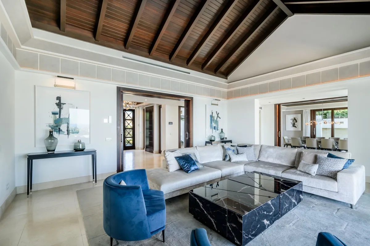 d3d8d3ce-6403-4f4e-a3c8-429c50bbd0f2