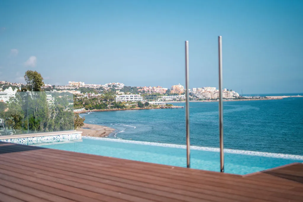 275b2f1a-c7b9-451d-9c6b-e4d58134142a