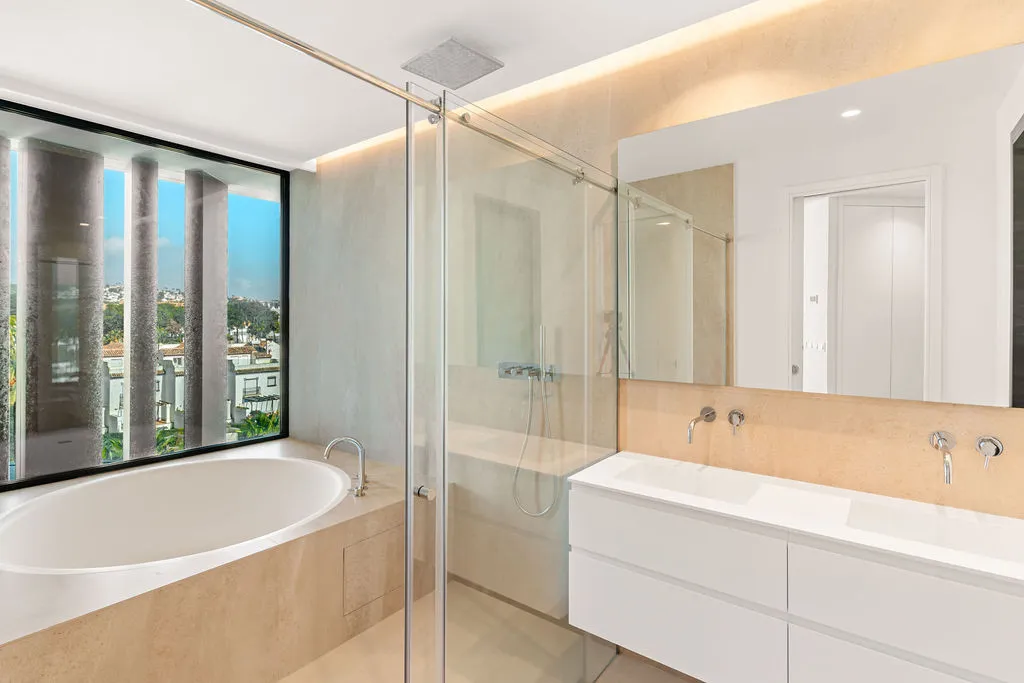 542b86d1-a797-4d0a-af33-64bb93c371f0