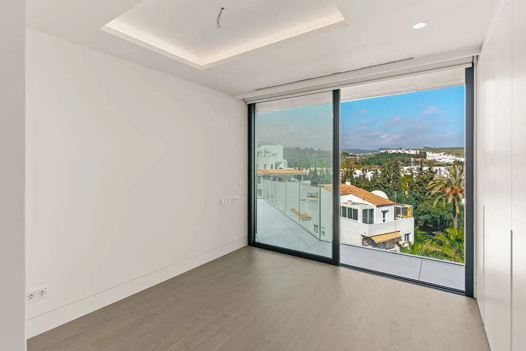 6f6e1106-0ae9-4a63-82b1-5d537975f4ae