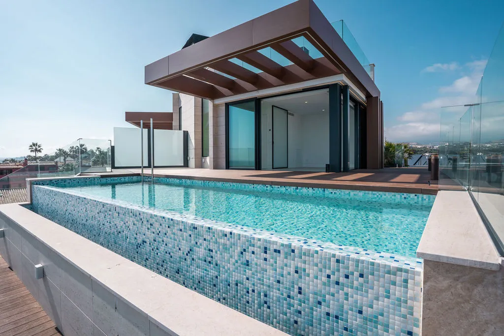 8f462bdf-201d-4d25-bc3f-ff43f748f22a