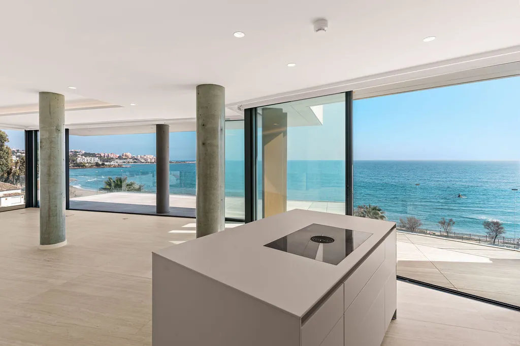 e83d9483-e11a-4bec-8edf-d59bd70c2910