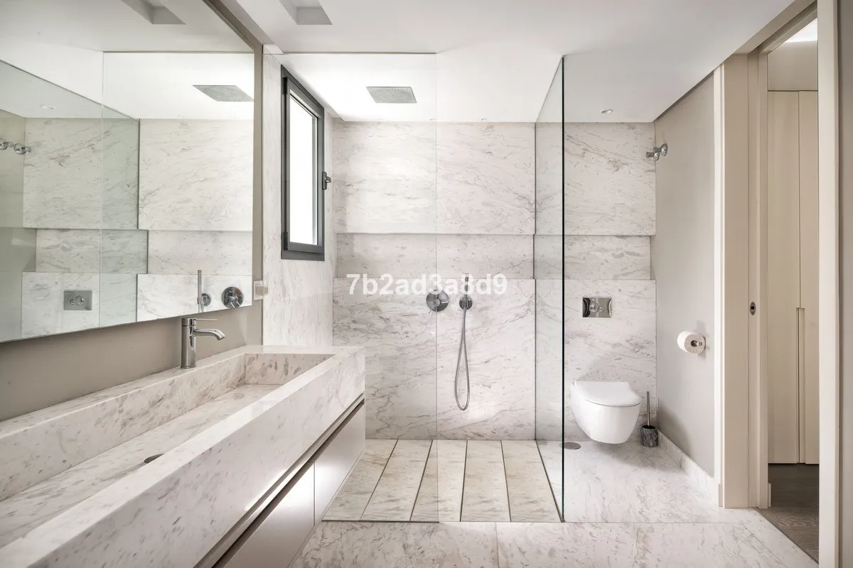 235e9aaa-b5ad-417d-957f-bd137c0971b1