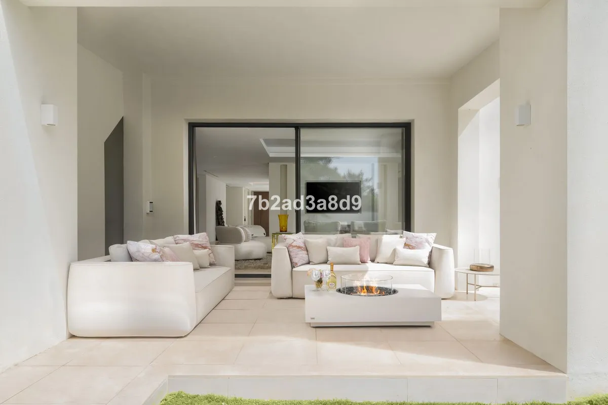 9a29d75a-b390-4195-8f8f-69da2c5ebb71