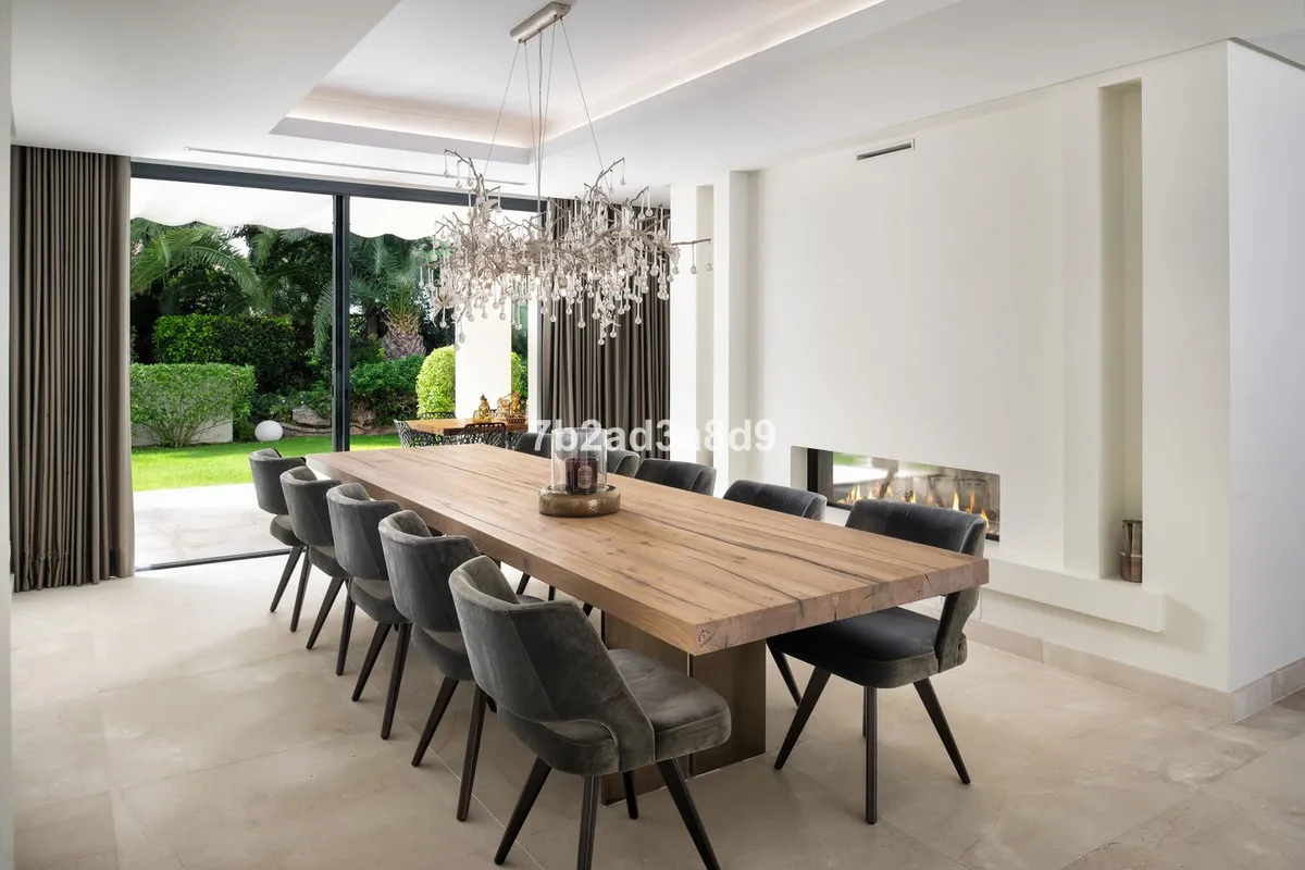 d94acc76-fb5a-4700-916d-923fd5f28192