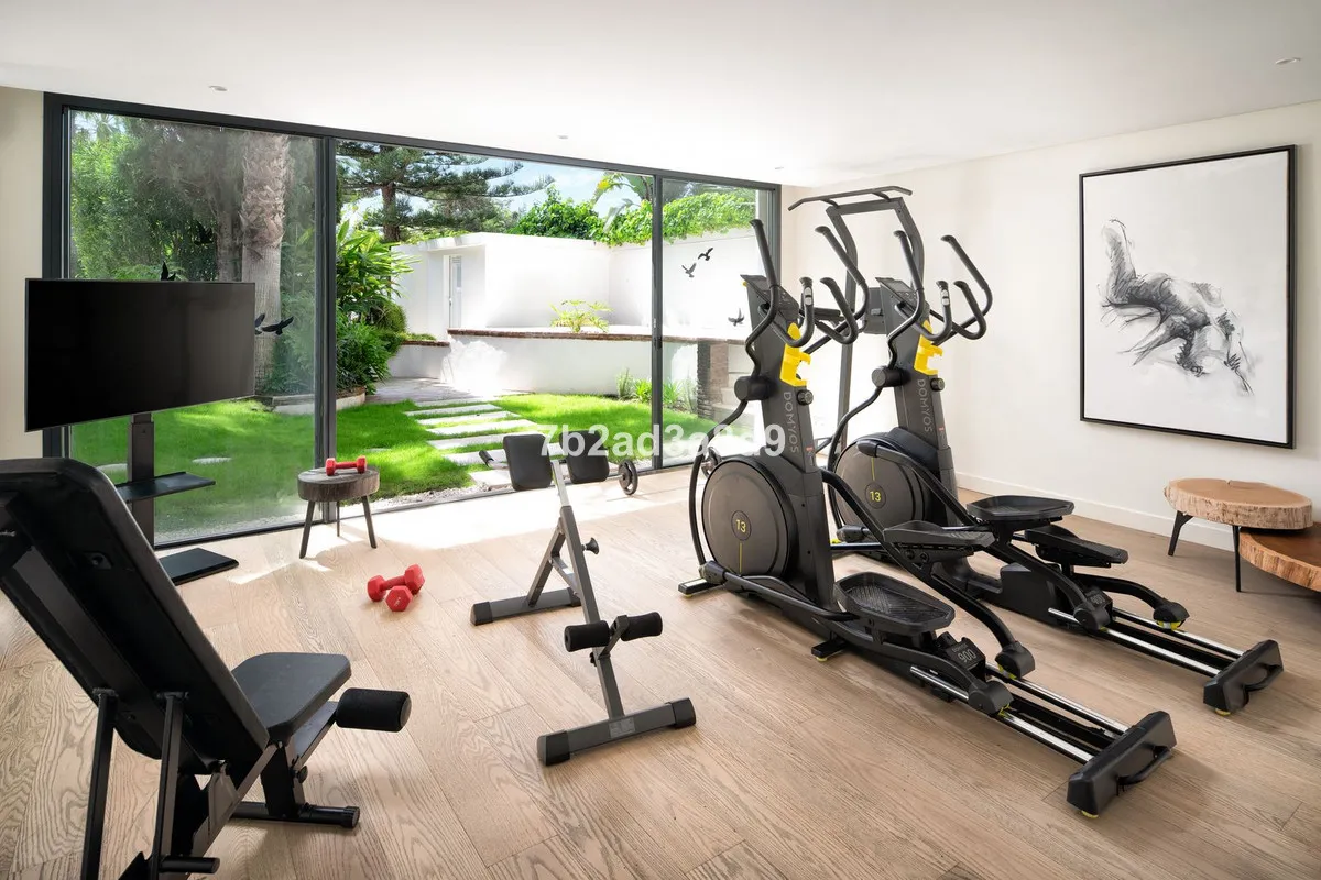 eafa40b8-fb98-4a3b-8211-1b4e2d394003