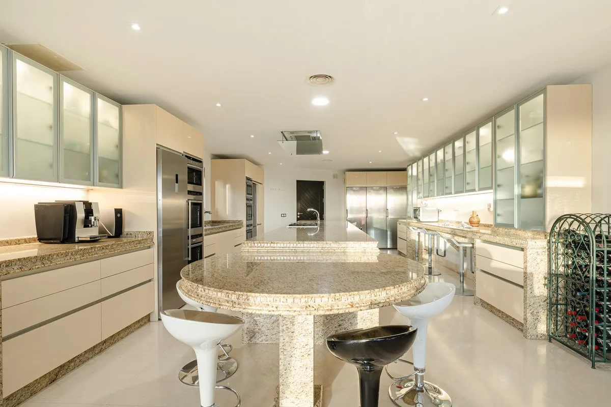 58ff5ea7-0f35-44ad-9348-51739fe95ccb