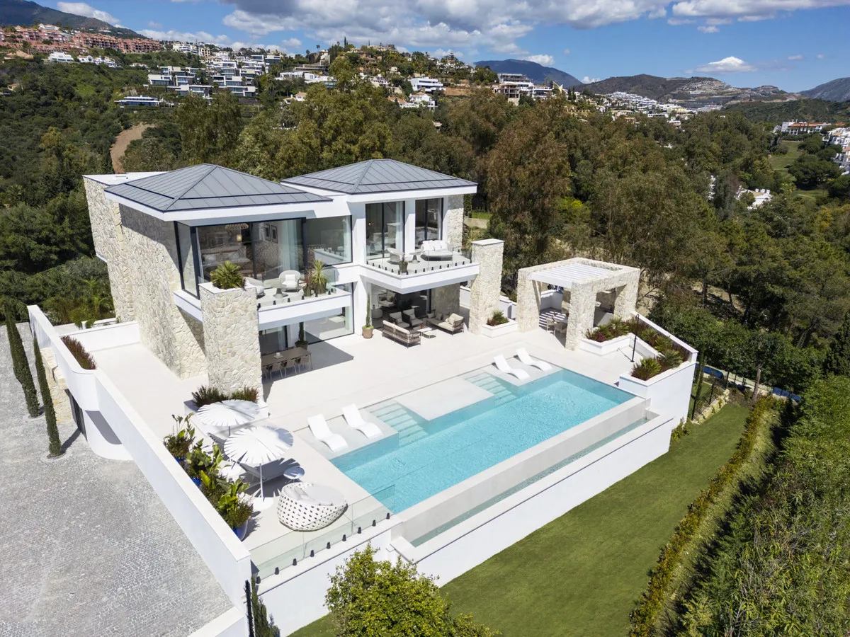 8ab35b44-6eb8-4b96-a49f-574a6919eaa6