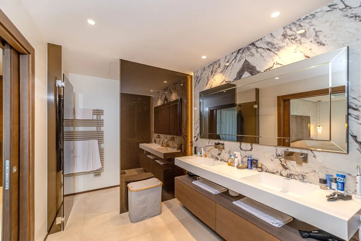 48eb7c16-2e89-4de6-9625-a4821aaa19b3