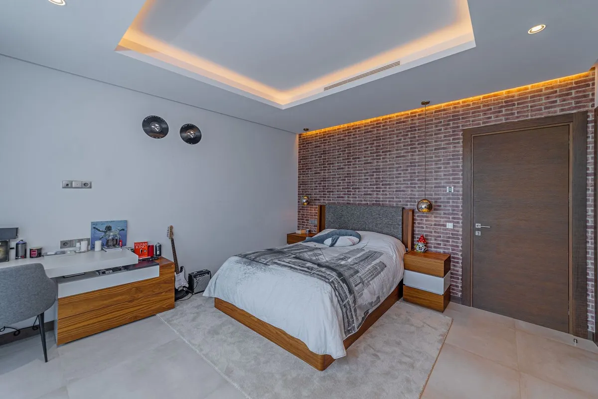 b0bc1c60-5871-46de-a0b5-acbafc112b33