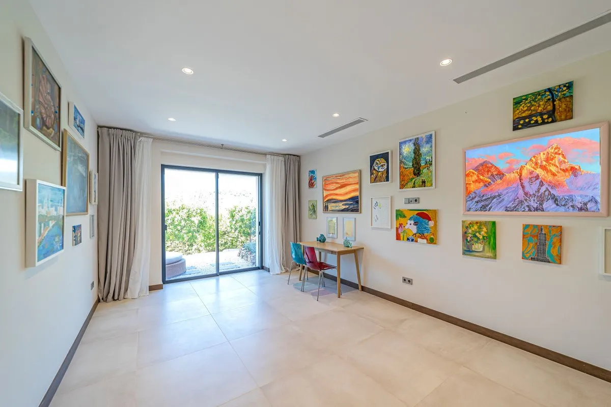 b4704471-ebc6-4f1a-a122-41a4f97d6fff