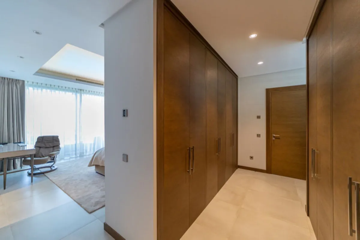 e380254f-1eb1-4739-9d46-a00fa6392416