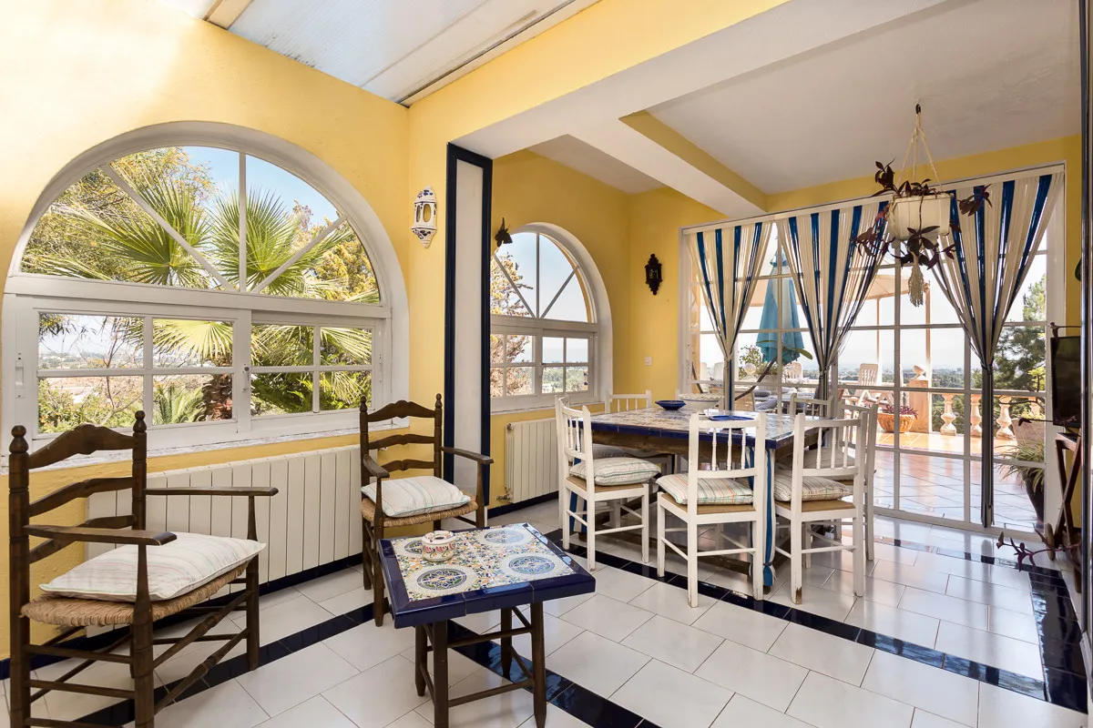 e5763119-36dd-4282-80eb-d7070fe2318f