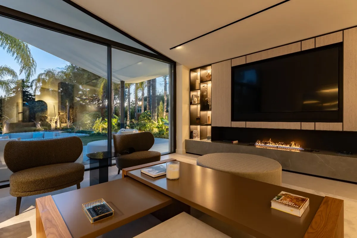 0889e4b1-36f4-4ae3-af41-214c0c3fb9d8