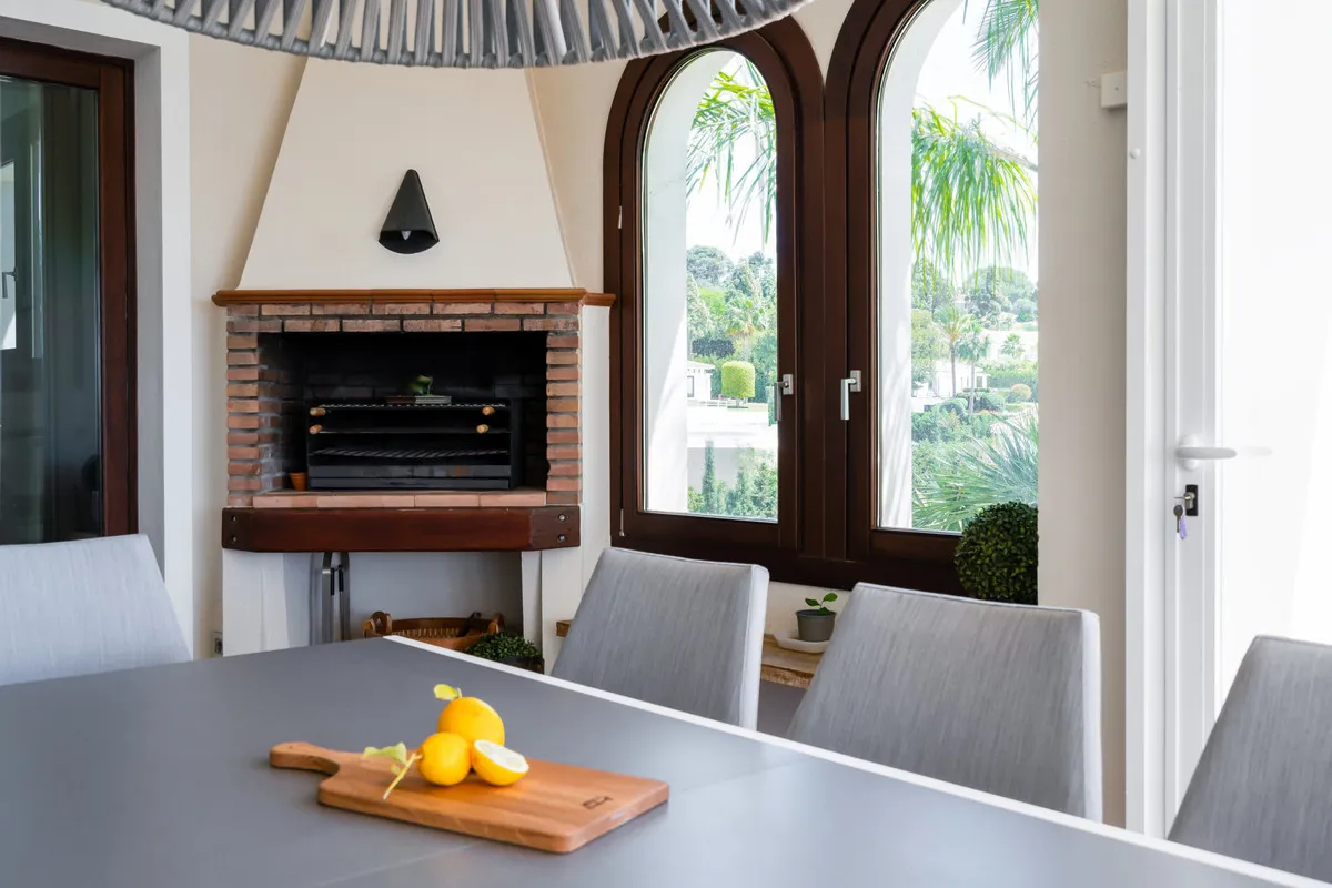 2a61a93a-bb6b-4f4b-a7b6-48ecc6c1e989