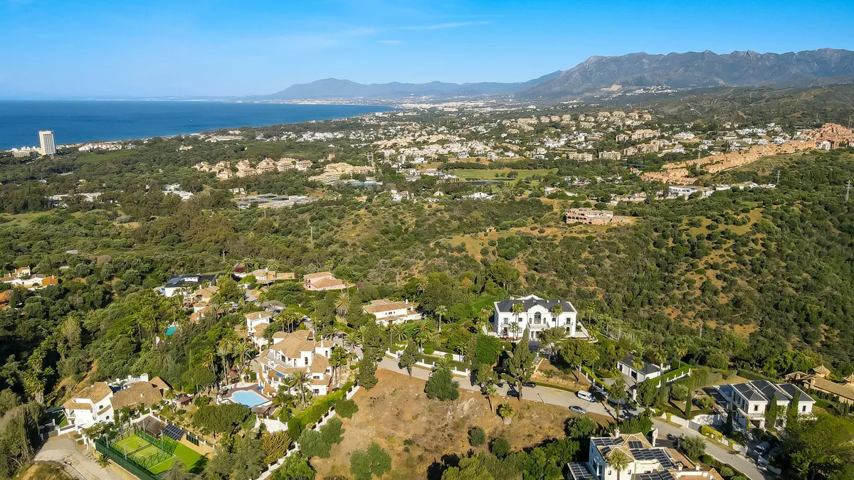 8b1db0fe-551c-4327-99e1-d14f2e8e8c33