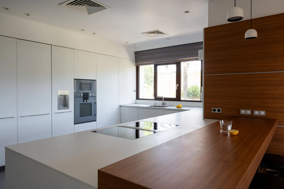 c5bc8149-85b4-4675-9e1d-2a337553d032