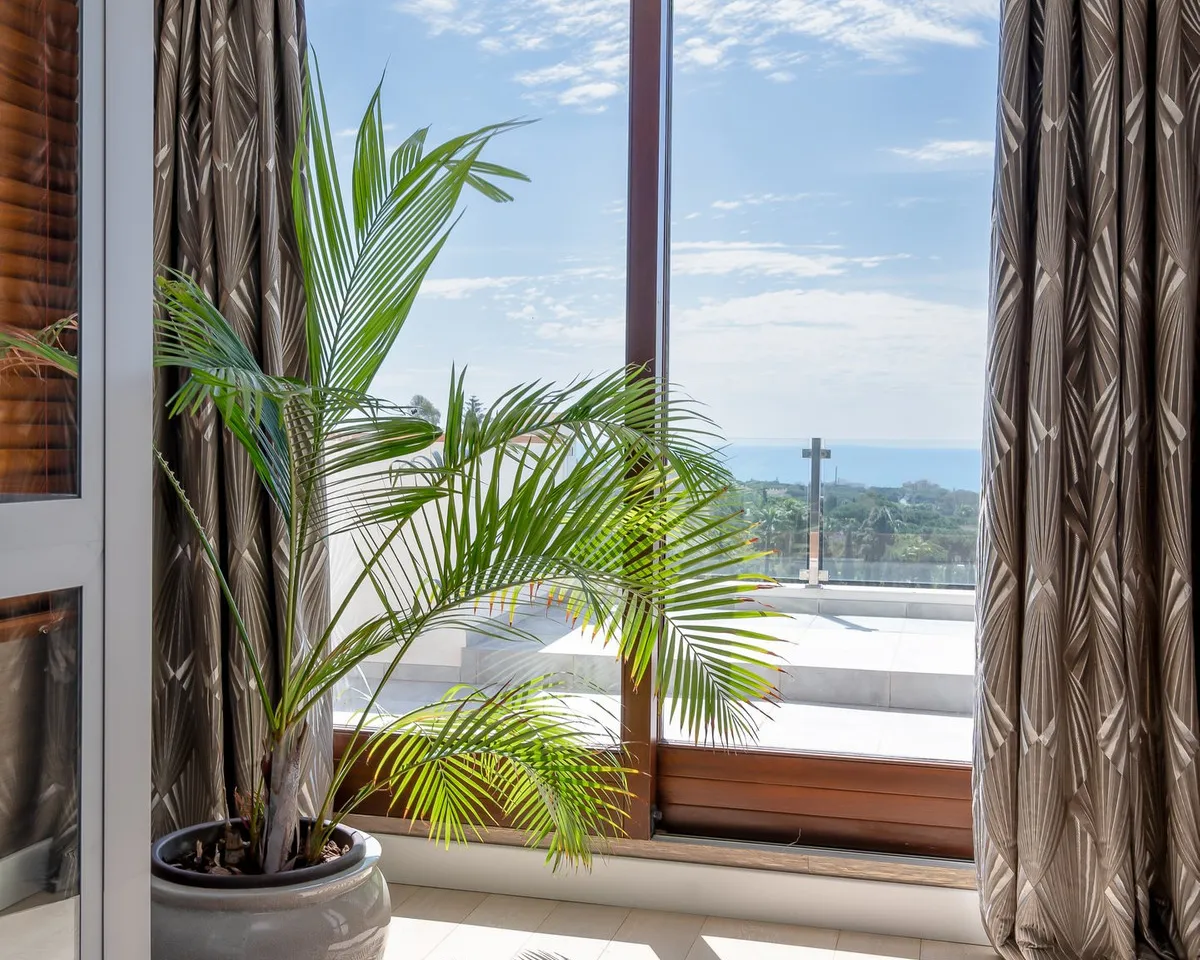 cd270698-c67e-419d-a55f-9b88f8c0102c